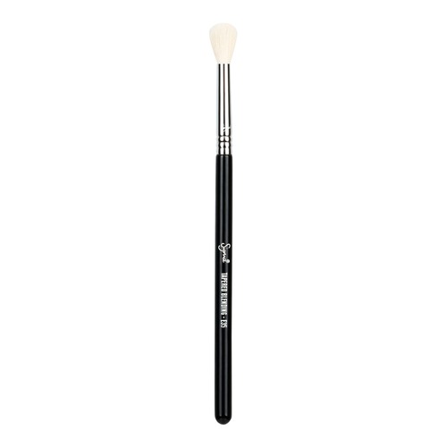 Closeup 537 sigmabeauty web